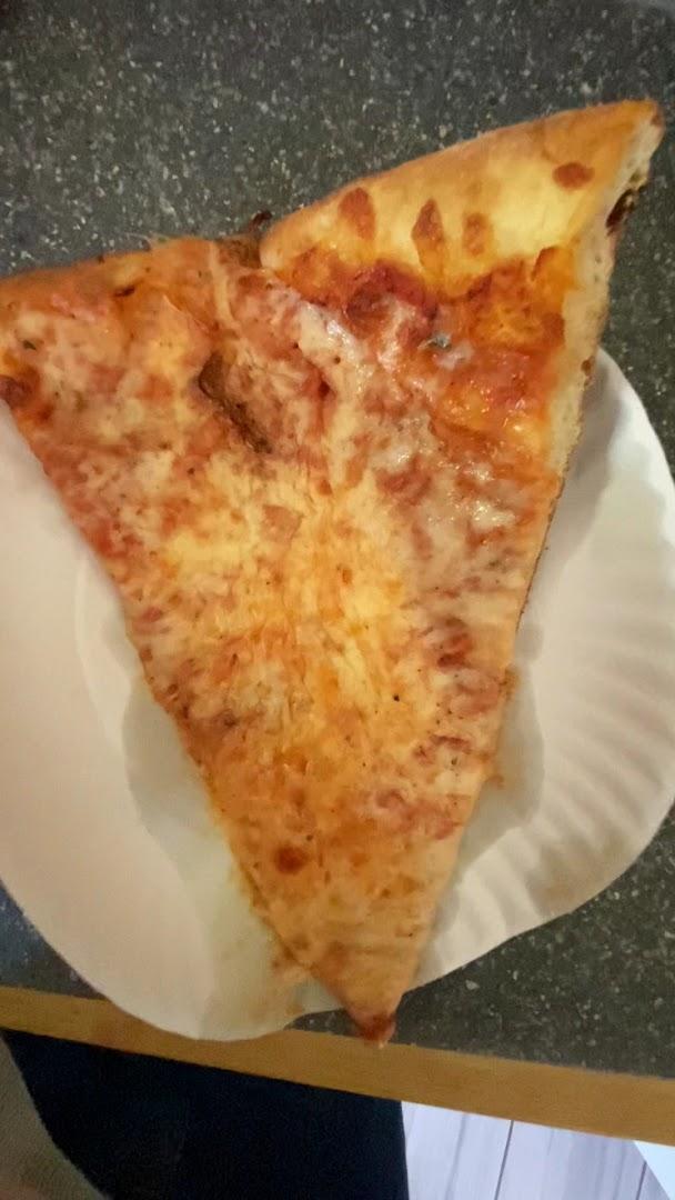 Leandro's Pizza House
